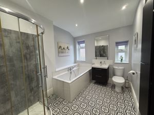 Photo 16- click for photo gallery